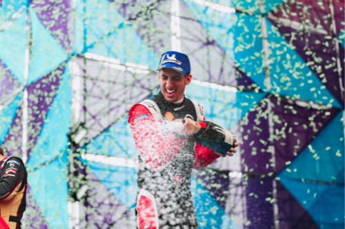 1. 塞巴斯蒂安·布埃米（Sebastien Buemi）獲得第六賽季墨西哥站季軍_meitu_2.jpg